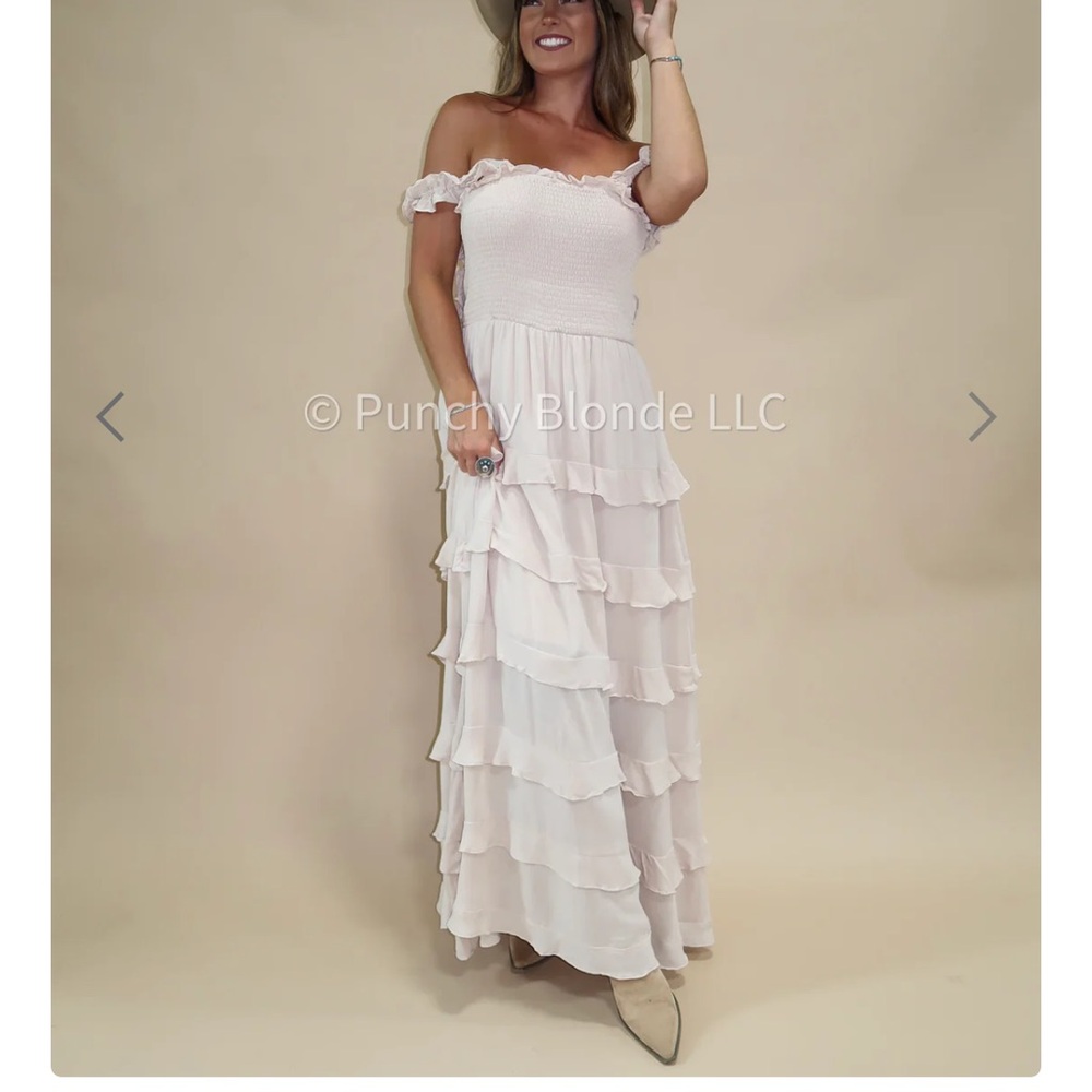 Chic Off-Shoulder Ruffle Maxi Dress